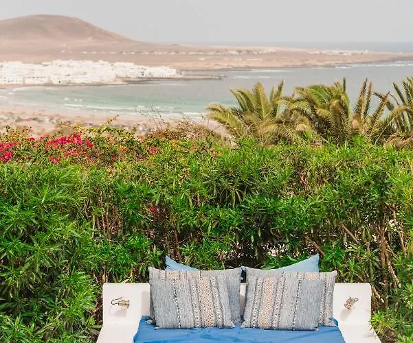 Casa Sua Guest house 4*