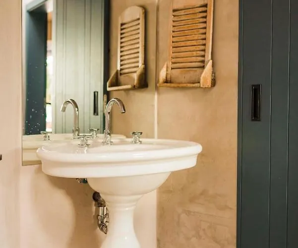 Casa Sua ゲストハウス カレタ・デ・ファマラ